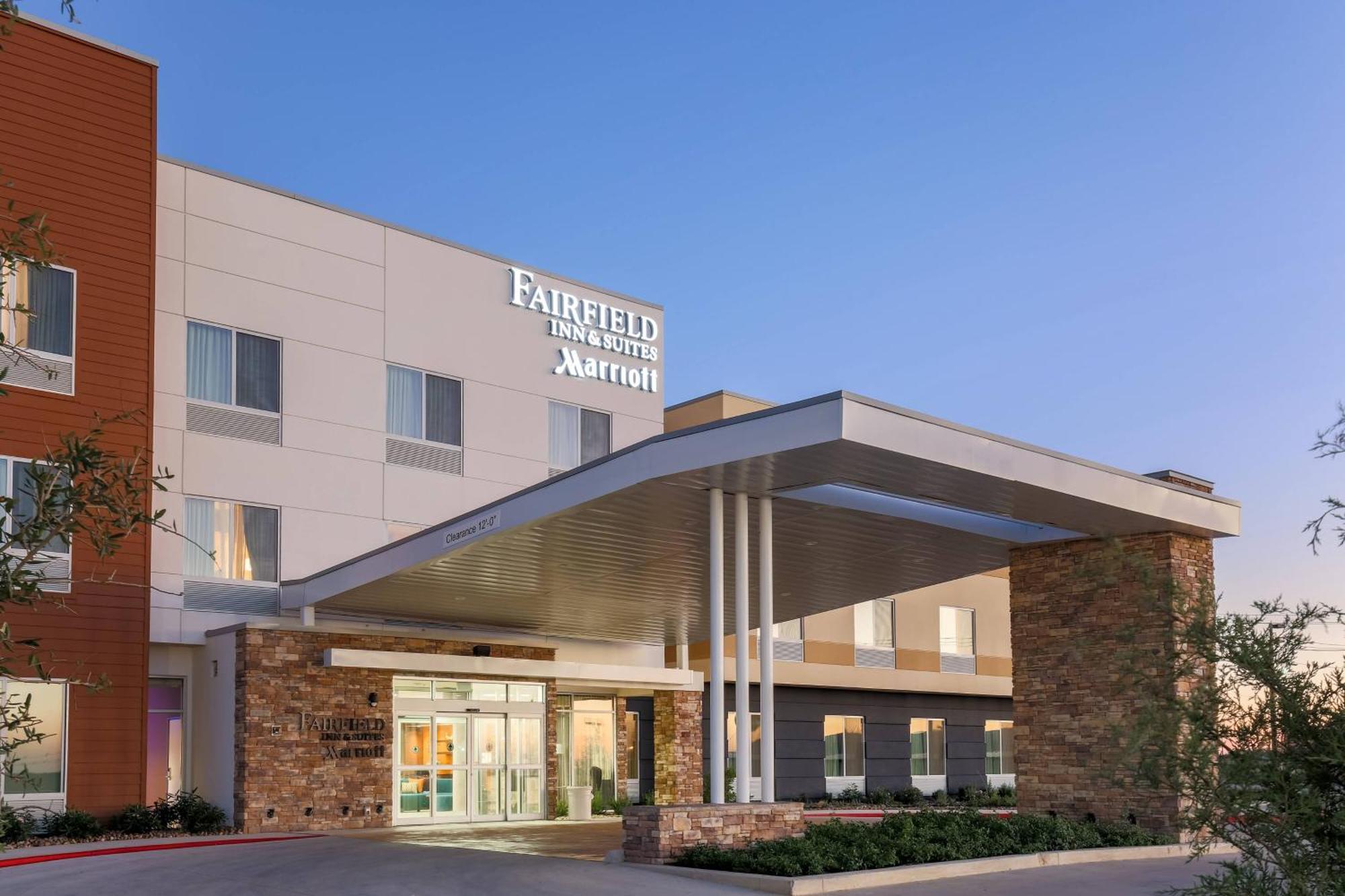Fairfield Inn & Suites By Marriott プレザントン エクステリア 写真