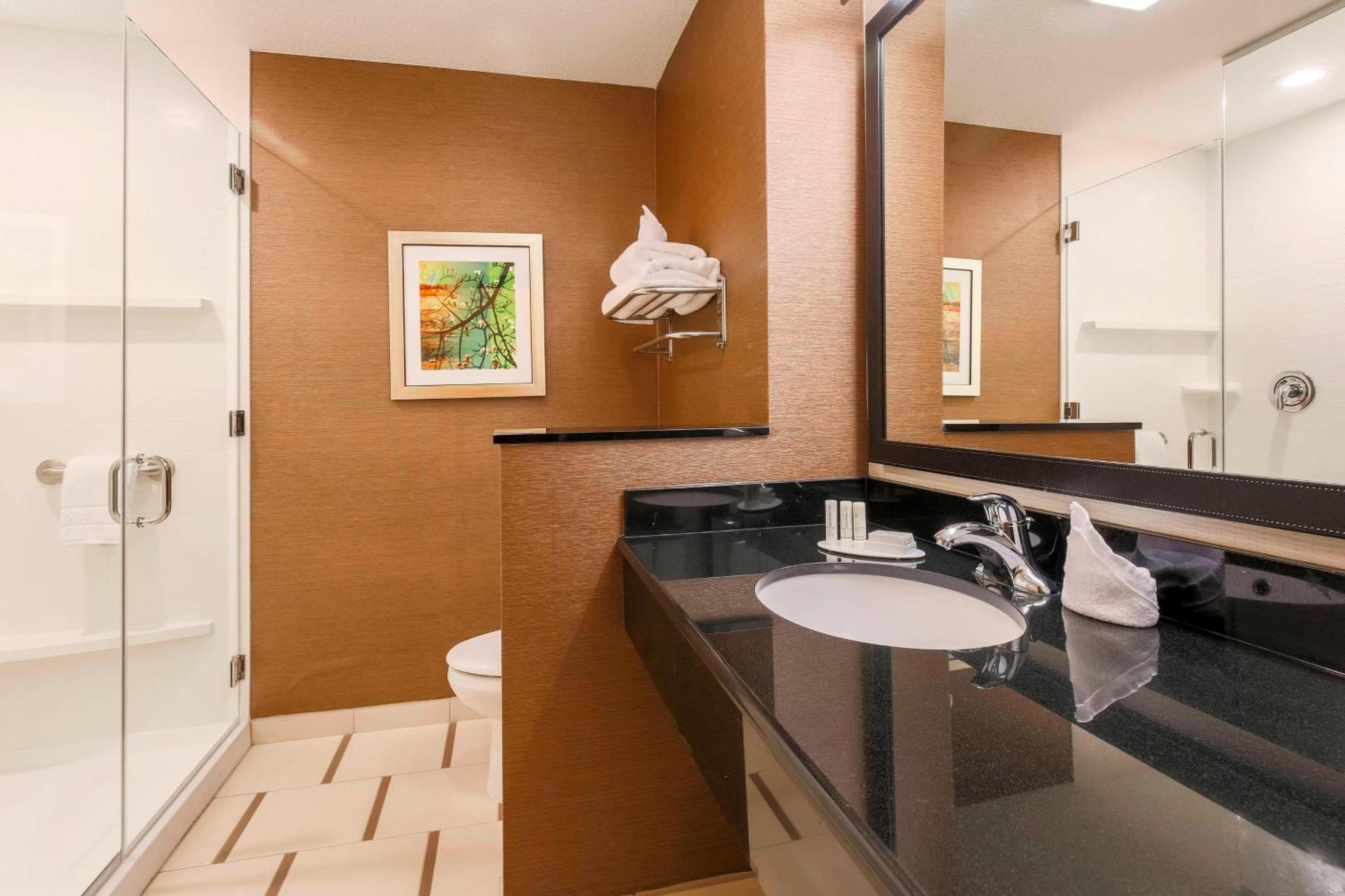 Fairfield Inn & Suites By Marriott プレザントン エクステリア 写真